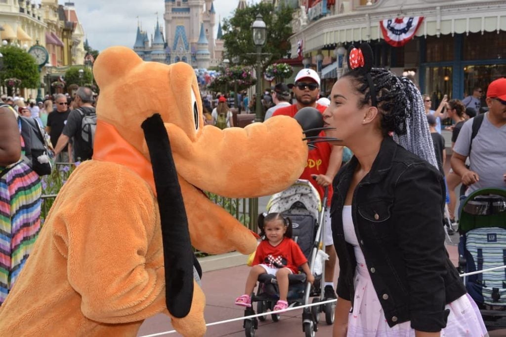 pluto, disney, time, kiss
